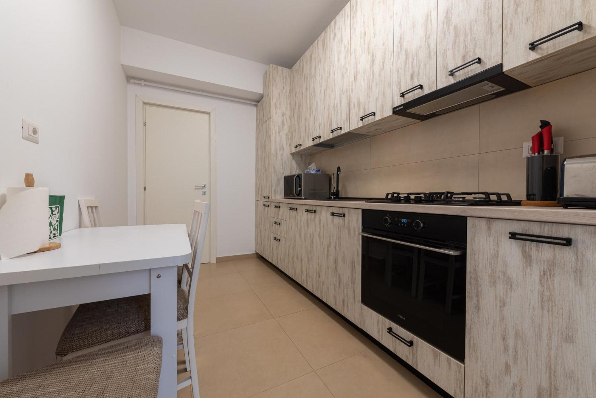 Ines - Modern 2Br Apartment With Garden Views Bucureşti Exterior foto
